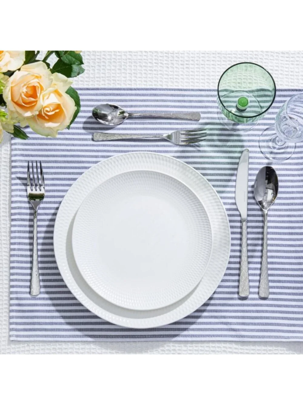 20-Piece Silverware Set for 4 | Hammered Stainless Steel Flatware, Dishwasher